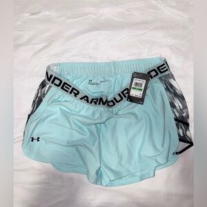 NWT under armour women’s running short size L